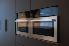 Mielen uuni ja mikro kalusteseinään integroituna