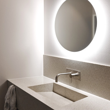 Seinähana sopii hyvin yksiin kuutio allastason kanssa