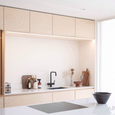 Koivuviilu tekee keittiön ilmeestä lämpimän