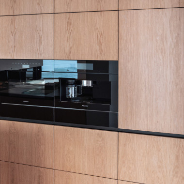 Vetimettömät kodinkoneet sulautuvat kalusteseinään