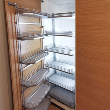 Tandem komeromekanismi kaappivalolla