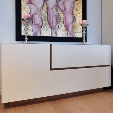 Uniikki kehäkaluste profiilijärjestelmällä