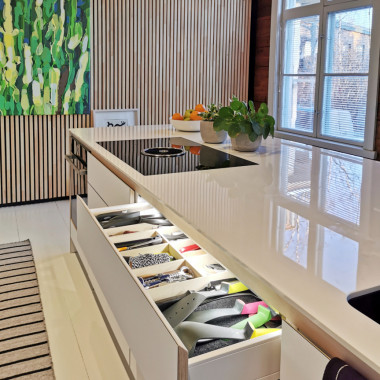 Valaistut laatikot, arjen luksusta