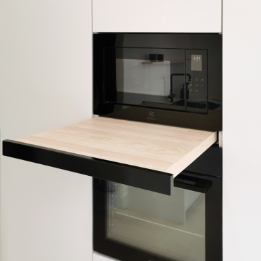 Ulosvedettävällä tasolla saa lisää toimivuutta keittiöön