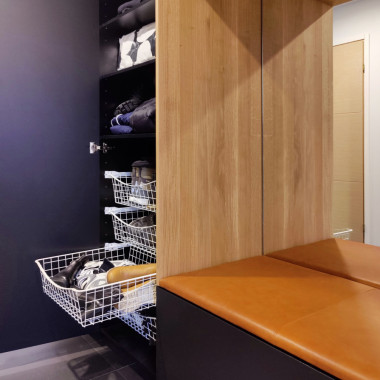 Rullakorit helpottavat tavaroiden järjestelyssä