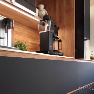 Soiro8 valo aamiaiskaapissa